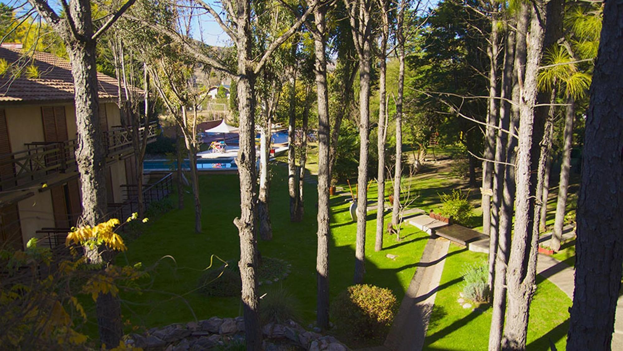 Hotel Blumig Вилья-Хенераль-Бельграно Экстерьер фото